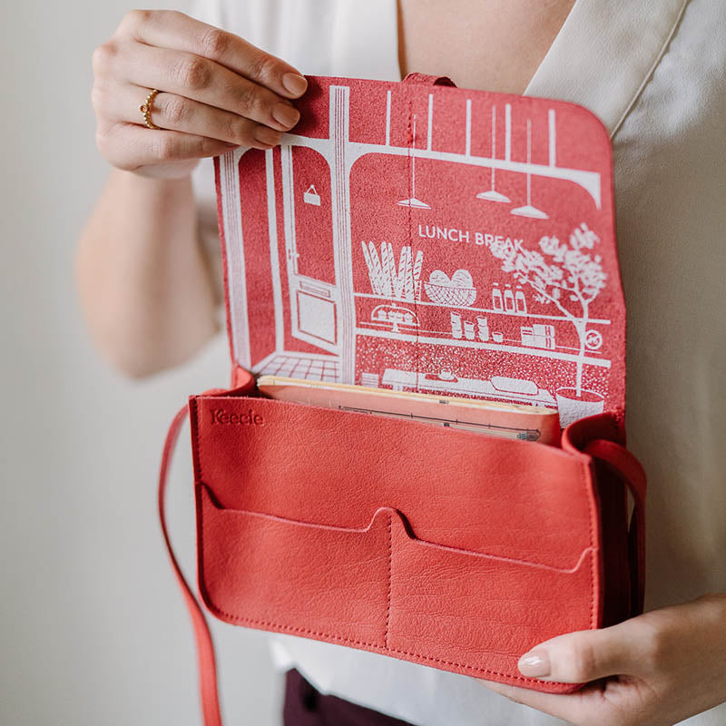 Keecie Lunch Break coral worn