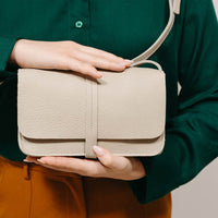 Laudeen | Keecie | Bag | Lunch Break | Cement