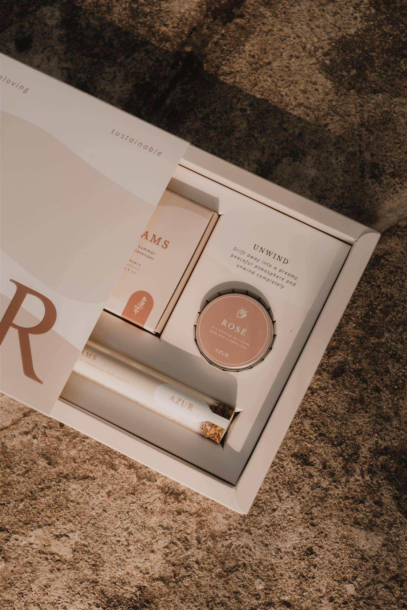 Laudeen | Azur Natural Bodycare | UNWIND | Gift set