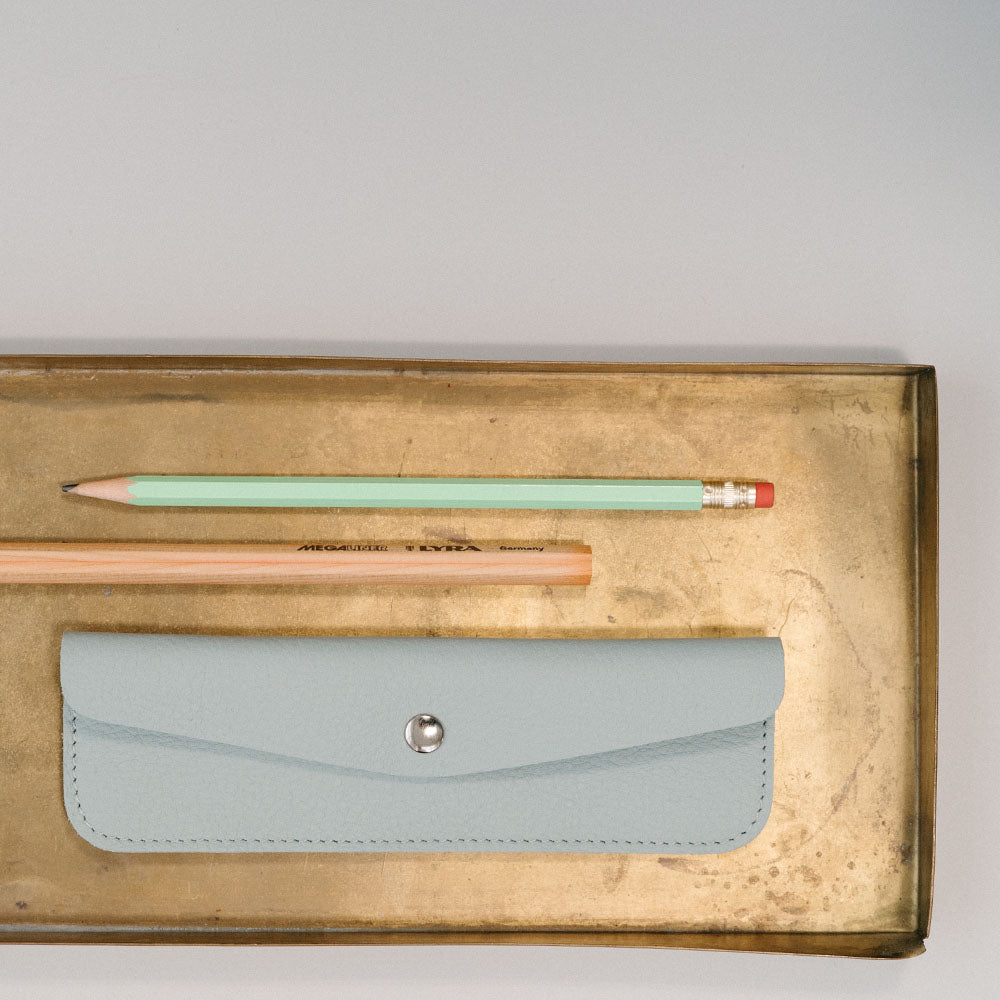 Laudeen | Keecie | Case | Pen Pal | Dusty Green
